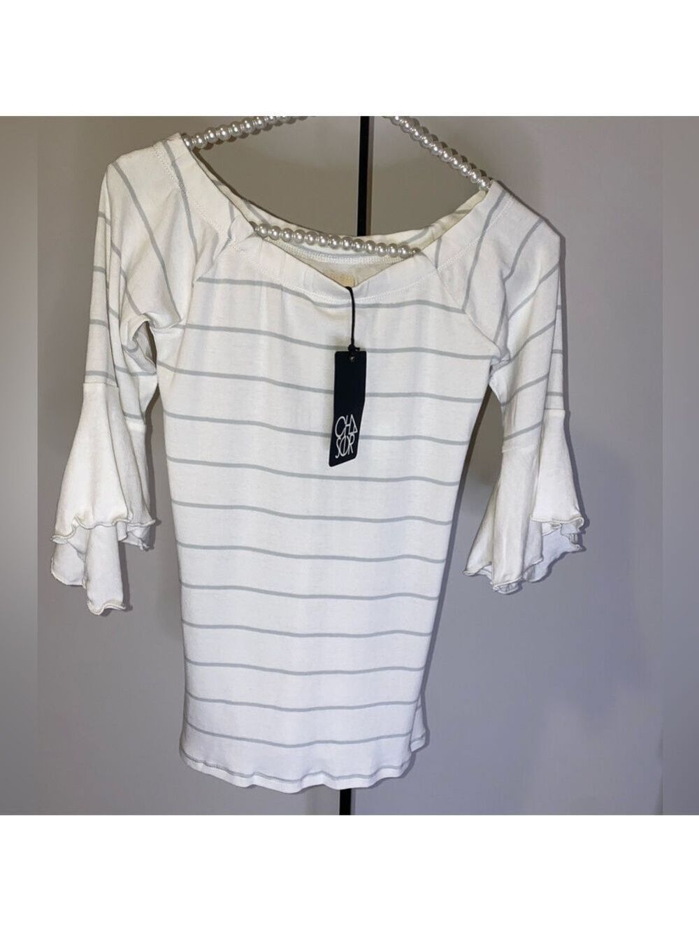 Chaser top - white with grey stripes - nwt - measures like XS ***(tag medium)